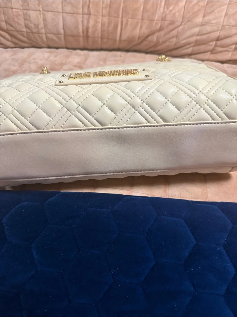 Love Moschino chic quilted